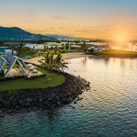 Taumeasina Island Resort Апиа Экстерьер фото
