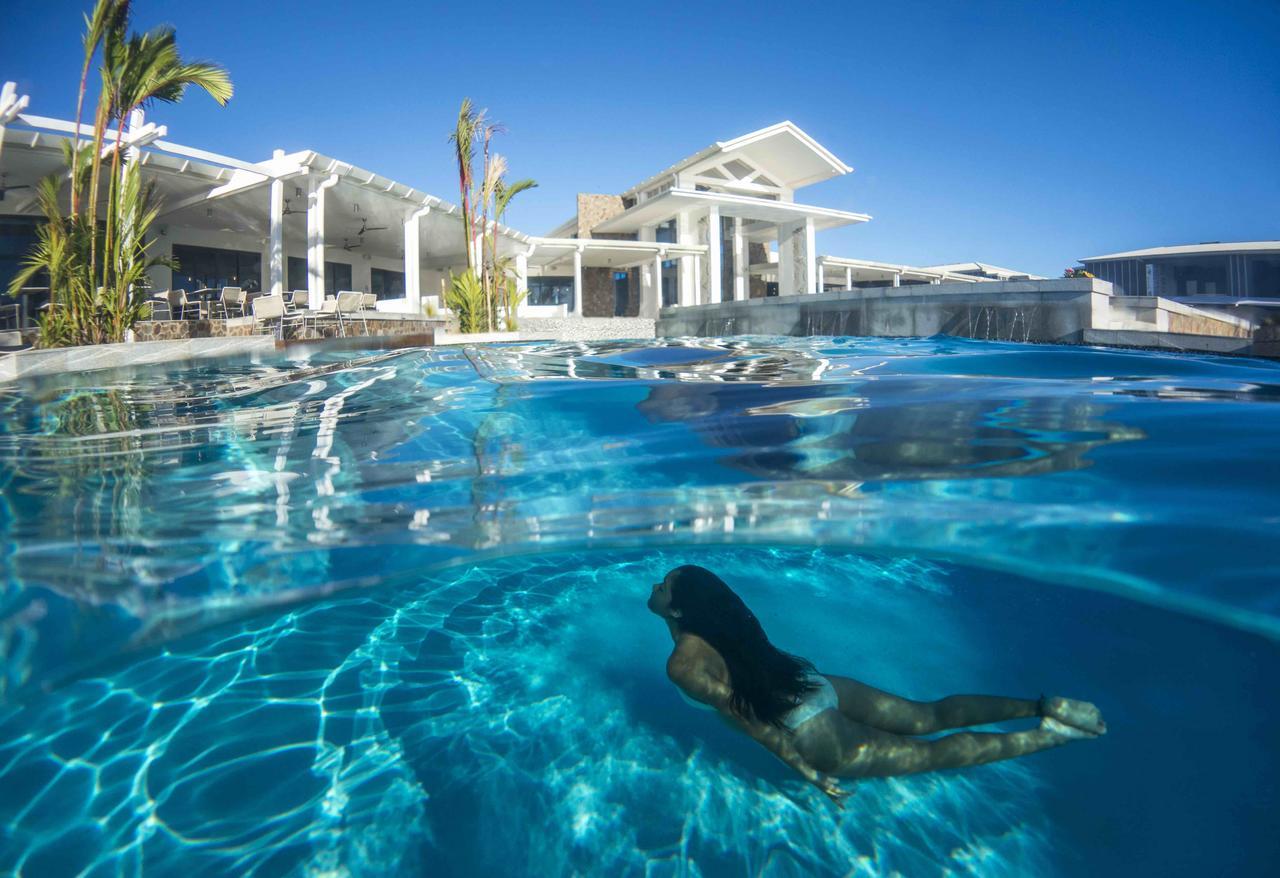 Taumeasina Island Resort Апиа Экстерьер фото
